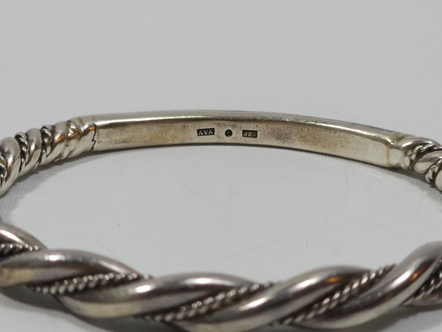 Vintage "Vikingasmycke" armring / bangle i massivt silver