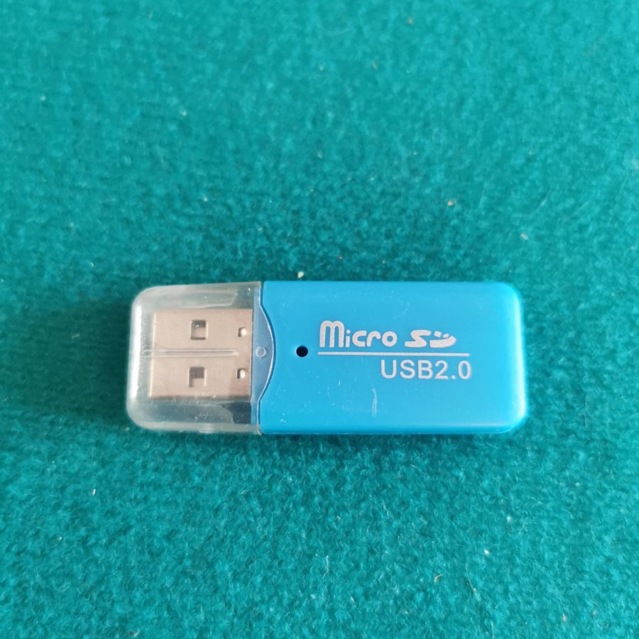 Micro SD USB 2.0 kortläsare NY  oanvänd