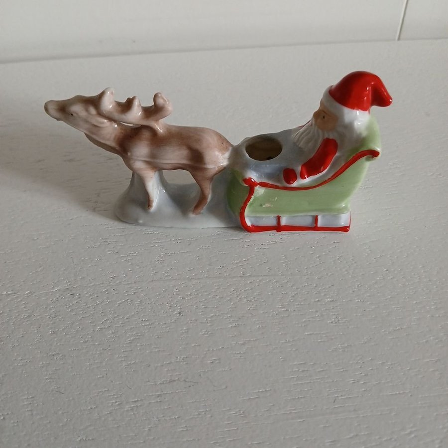 Jultomte i släde med ren - Porslinsfigur