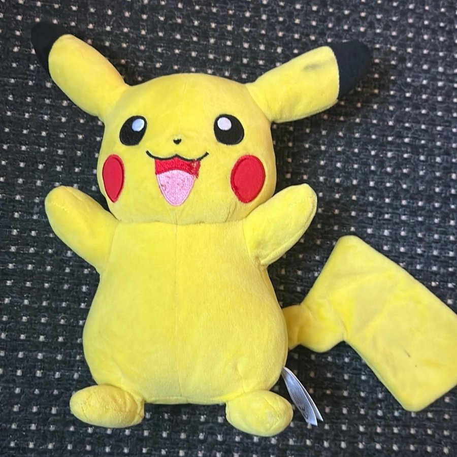 Pikachu Plyschleksak