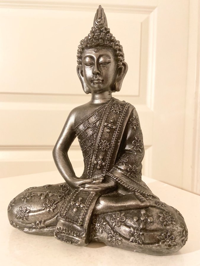 Sittande Buddha Figurin Dekoration 22 cm