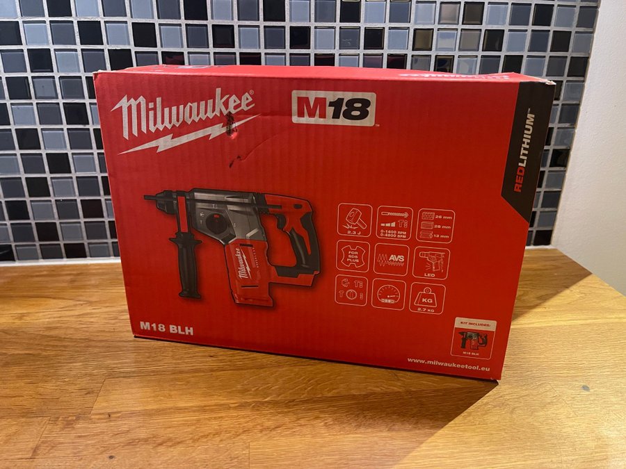 Milwaukee M18 BLH Kombihammare / Borrhammare HELT NY!