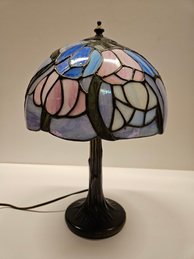 Bordslampa Tiffany stil