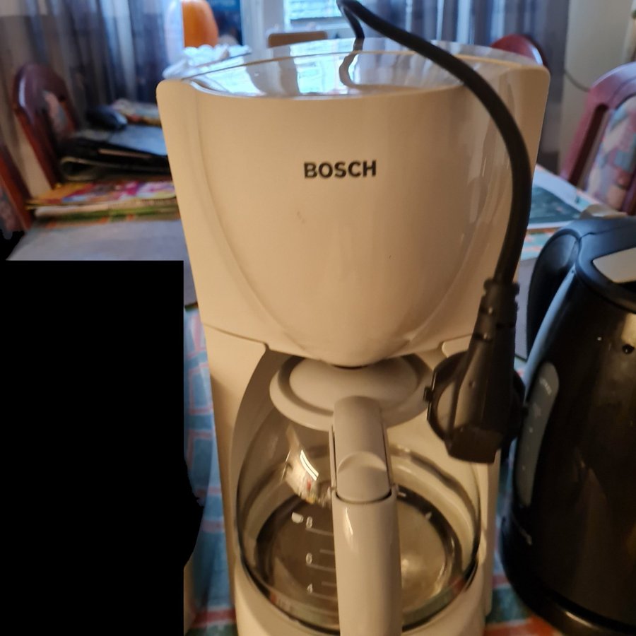 Bosch kaffebryggare och Philips vattenkokare