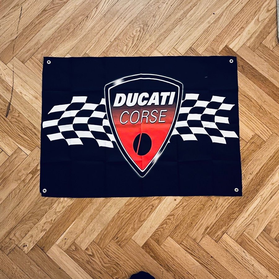 Ducati Corse Flagga