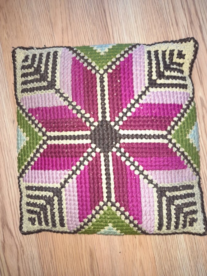 Prydnadskudde retro Vintage hantverk cirka 30 x 30 cm