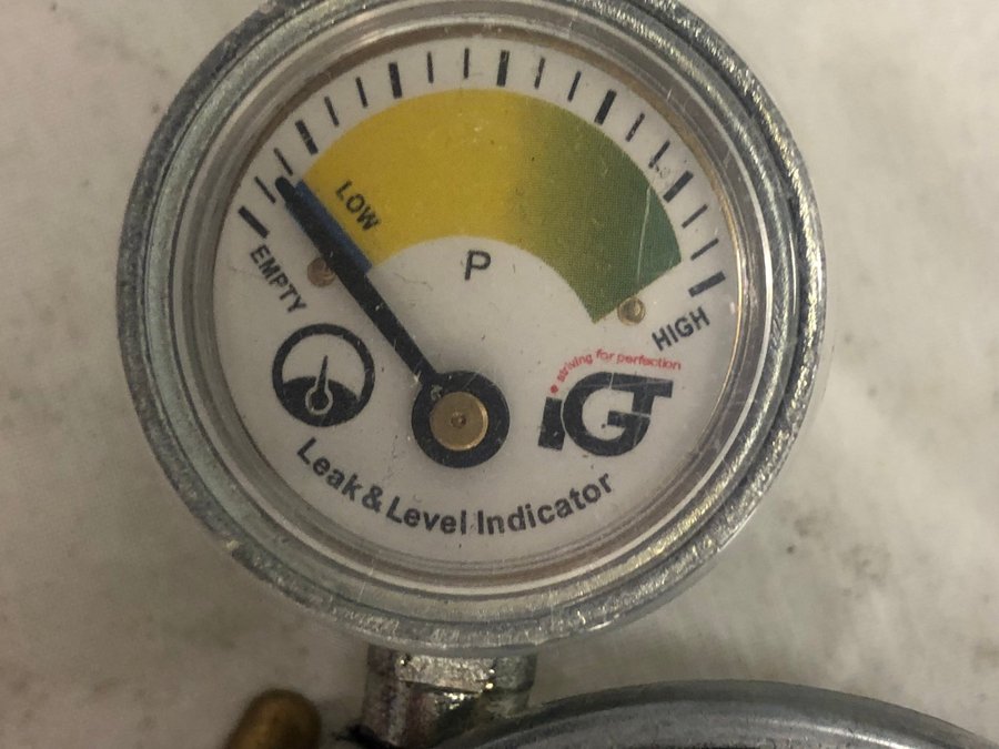 Gasolregulator med slang