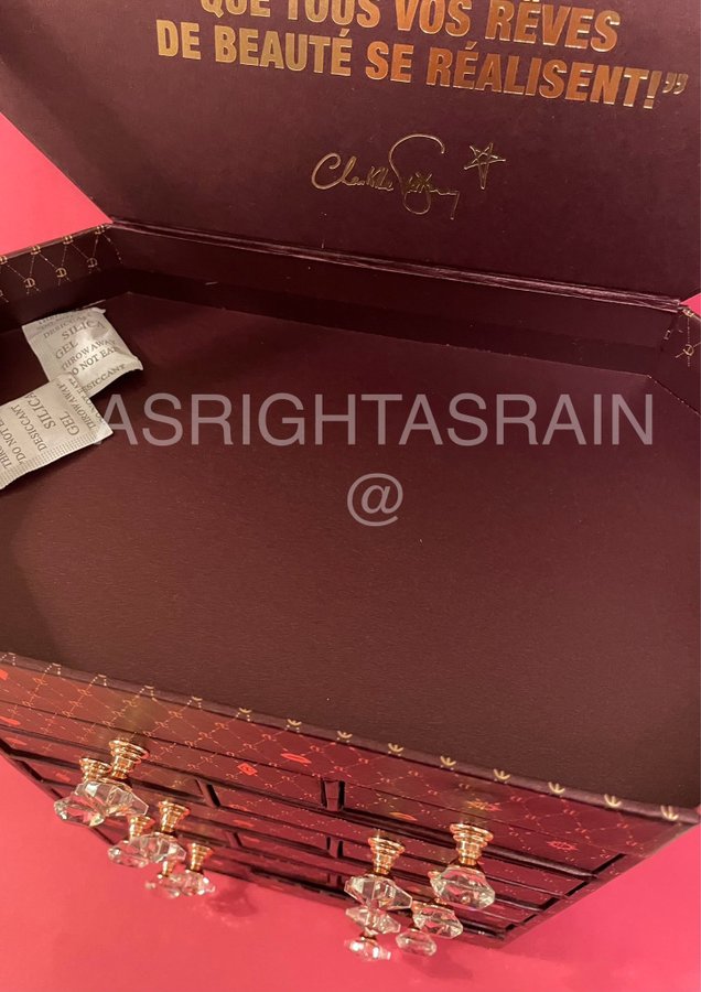 Adventskalender Charlotte Tilbury Beauty OBS! Tomt innehåll