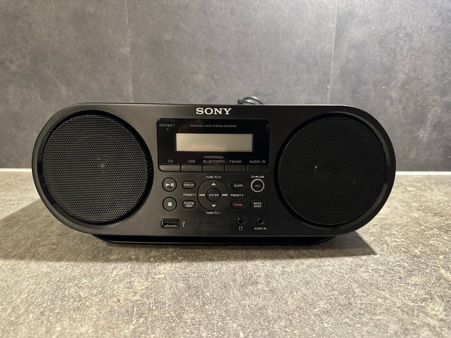 Sony ZS-RS60BT - CD, Bluetooth, USB, Radio - Super Skick  Fullt Fungerande