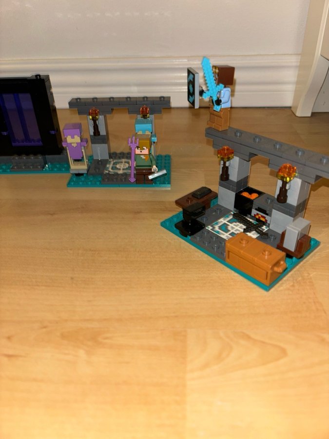 Lego Minecraft 21152 The Nether Portal