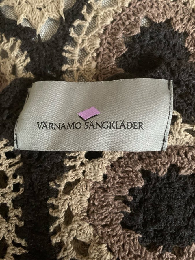 Värnamo Sängkläder - Handgjord virkad pläd