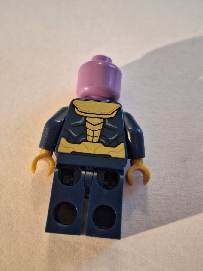 Lego Minifigur Super Heroes: Avengers: sh761 Thanos - Dark Blue Legs Plain