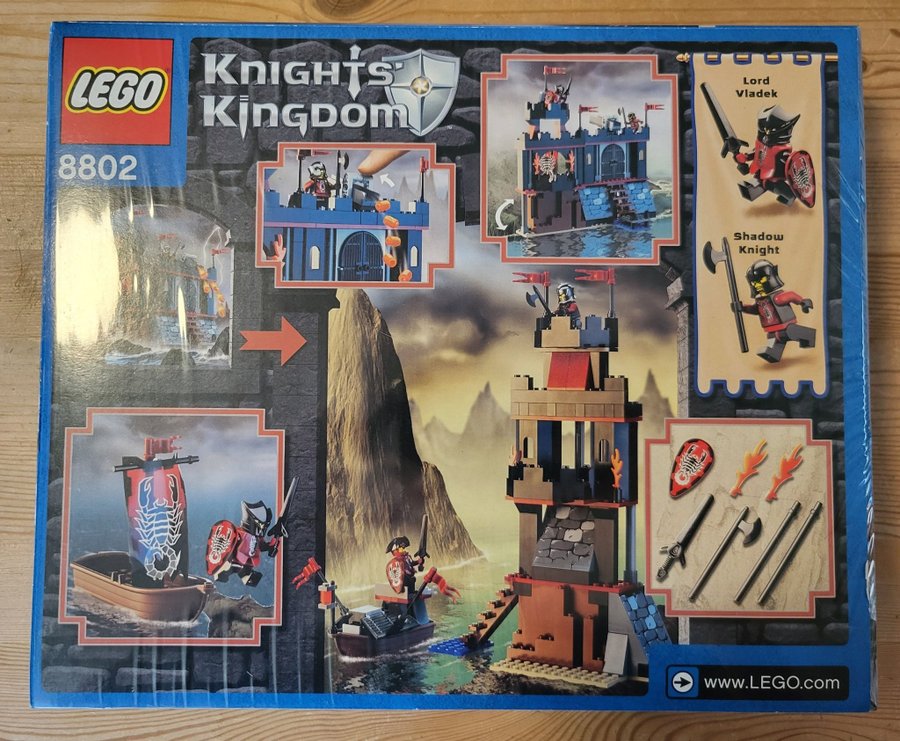 Lego Castle 8802 (2005) New/sealed