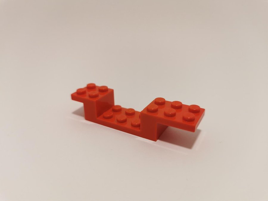 Lego - bracket - vinklad - 8x2x1 1/3 - part 4732 - röd