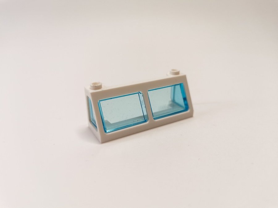 Lego - fönster - med ruta - 2x6x2 - part 13760c02 - vit/trans light blue