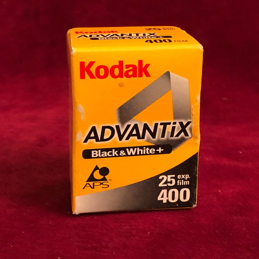 Kodak Advantix BW 400 APS film 25 exp