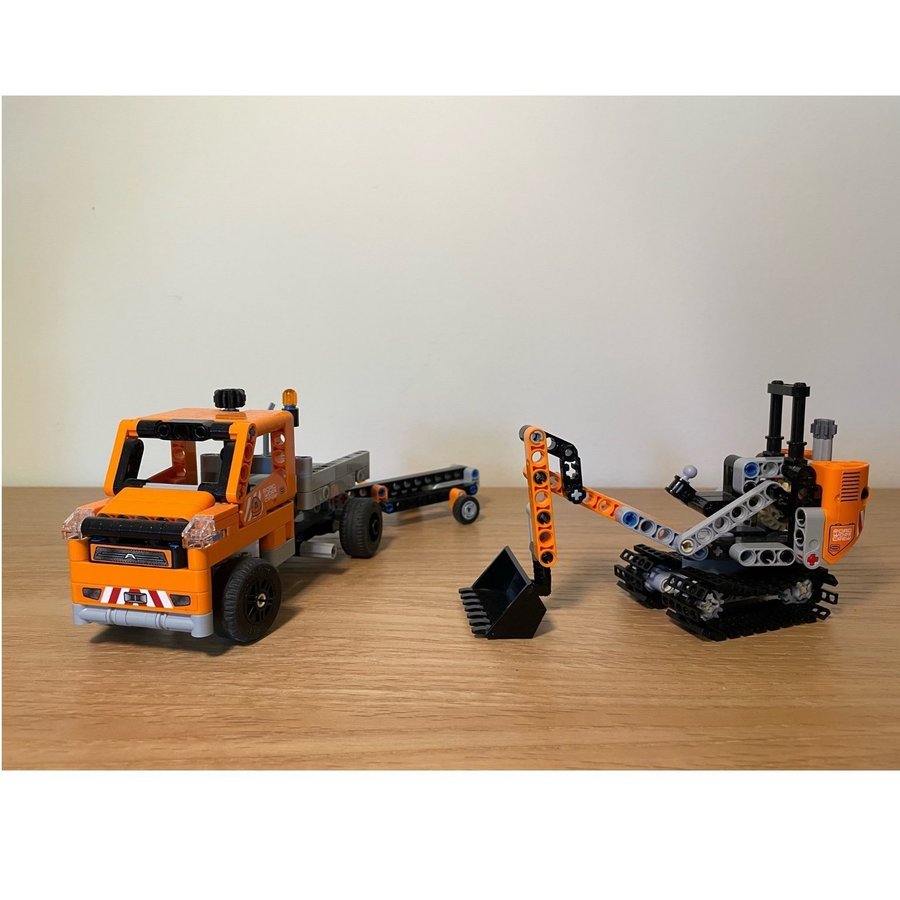 LEGO Technic 42060 Roadwork Crew