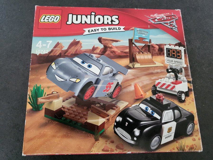 Lego Juniors Cars 10742