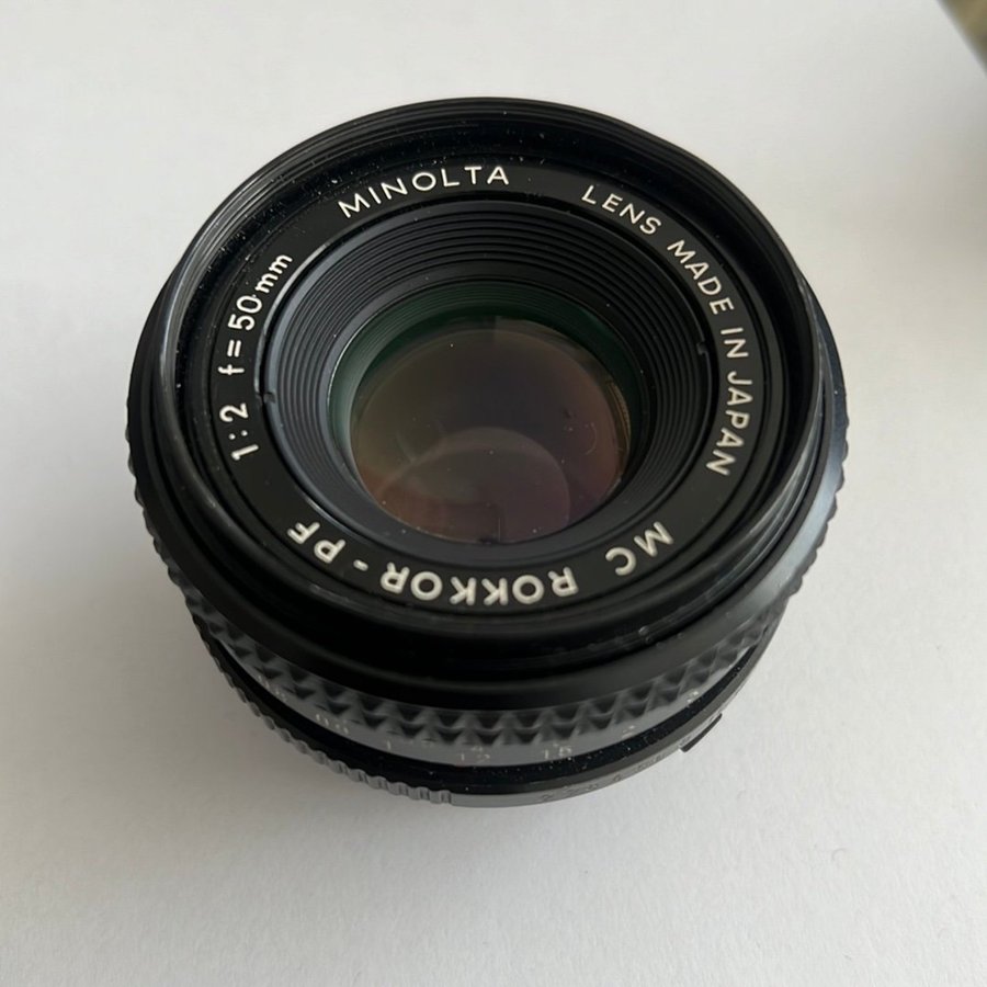 Minolta MC ROKKOR-PF 1:2 f=50mm