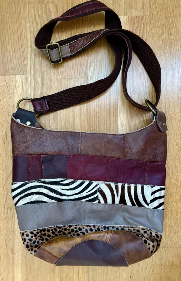 Boho, hippie bag, djurmönstrad - zebra leopard, rund, crossbody, nyskick