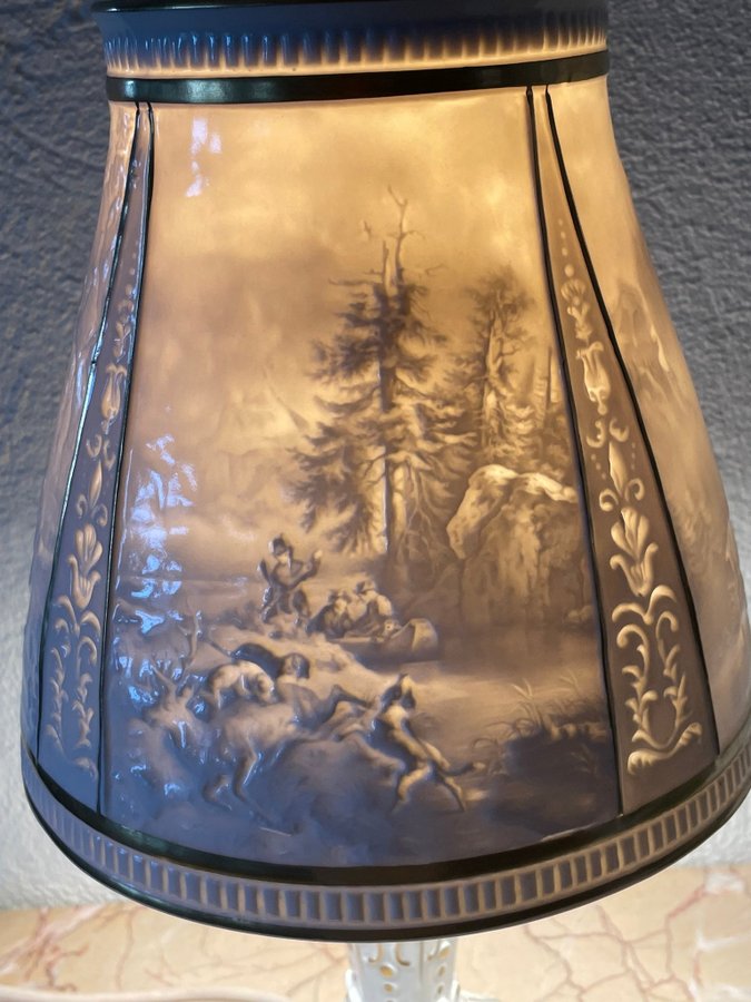 VACKER BORDSLAMPA, ROKOKOSTIL, PMP, Plaue Schierholz, 1900 - talets andra hälft