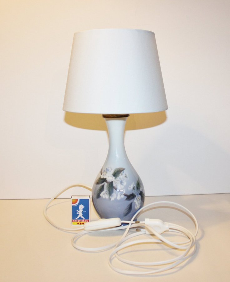 Royal Copenhagen - Bordslampa med lampskärm - Porslin - 1970-tal - Retro - H=37