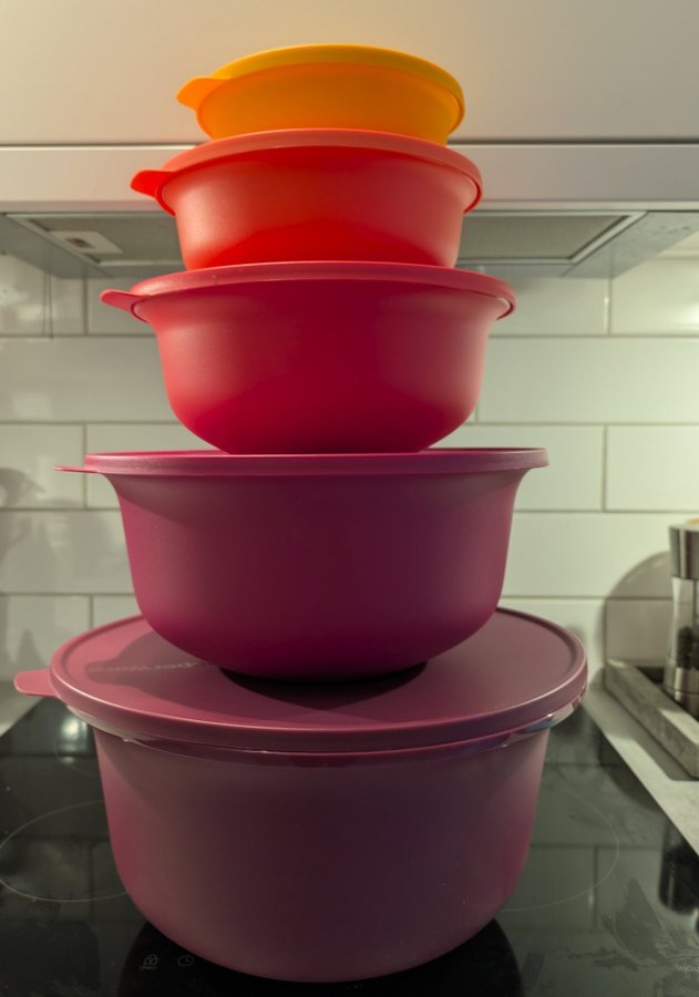 Tupperware - Set med 5st Aloha skålar - Nya!