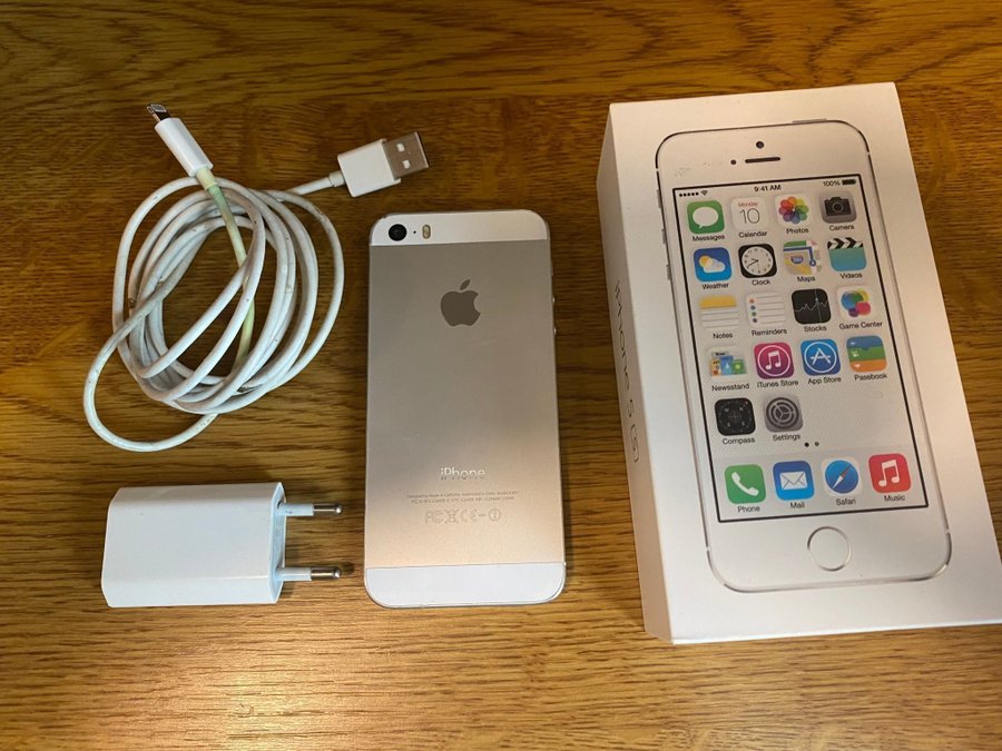 iPhone 5s Silver 16 gb