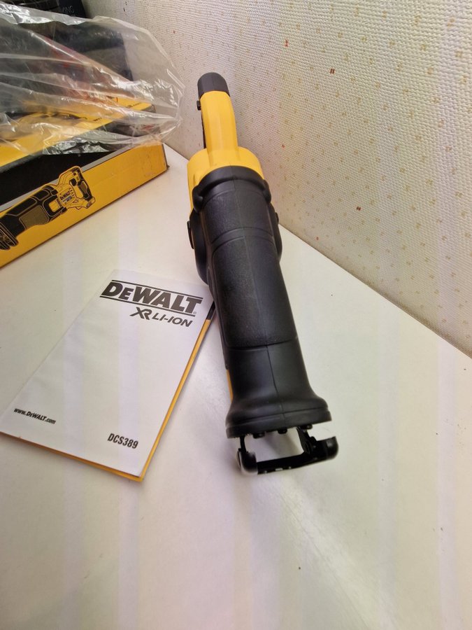 DEWALT DCS389N 54V XR FLEX