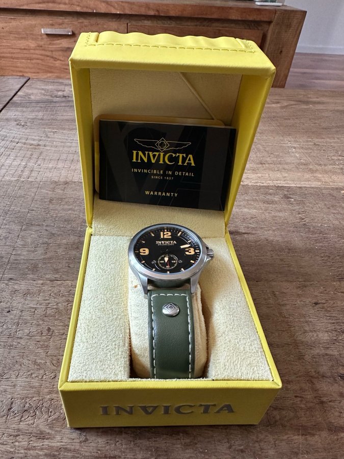 Invicta Aviator Herenhorloge Model 22529