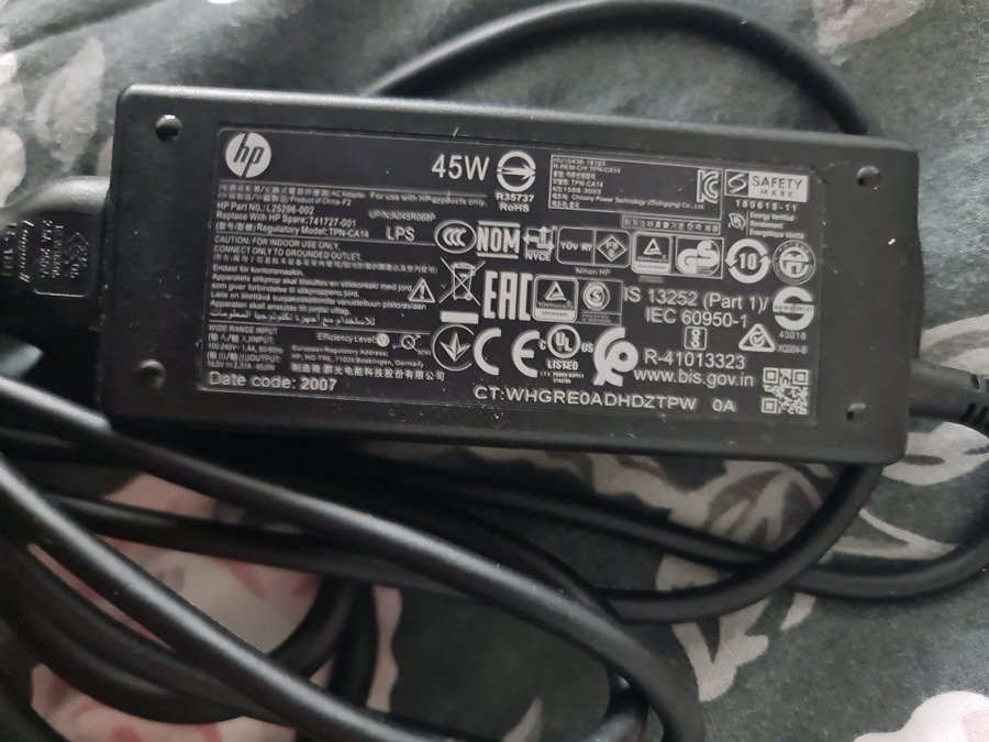 HP 45W Laptop Adapter