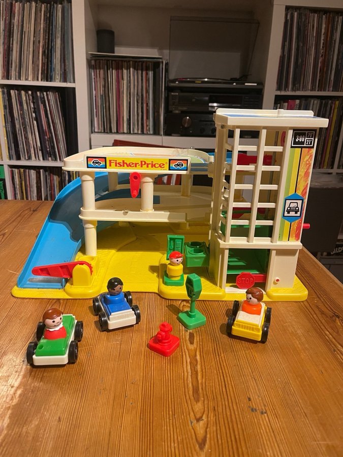 Fisher-Price Garage med bilar och figurer fisher Price retro nostalgi