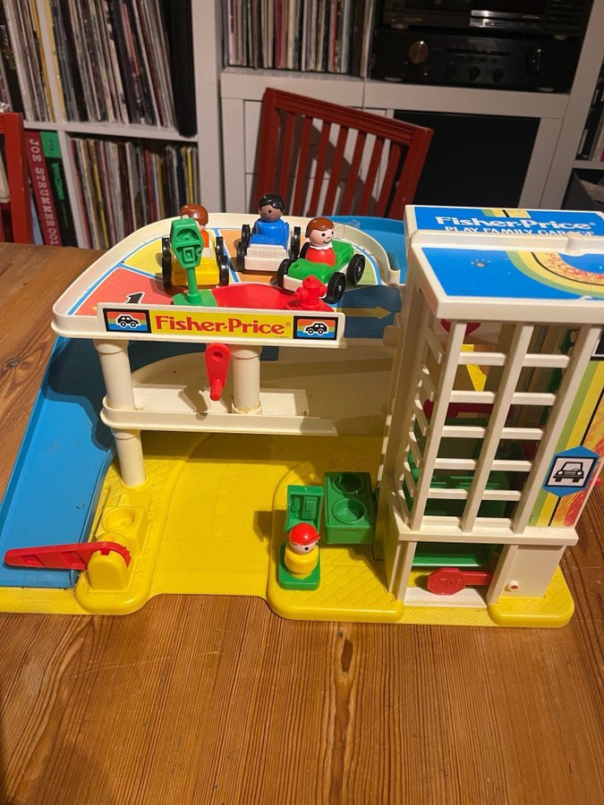 Fisher-Price Garage med bilar och figurer fisher Price retro nostalgi