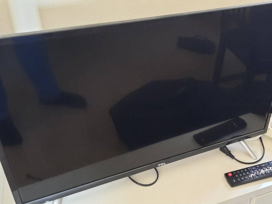 TV-skärm 32"