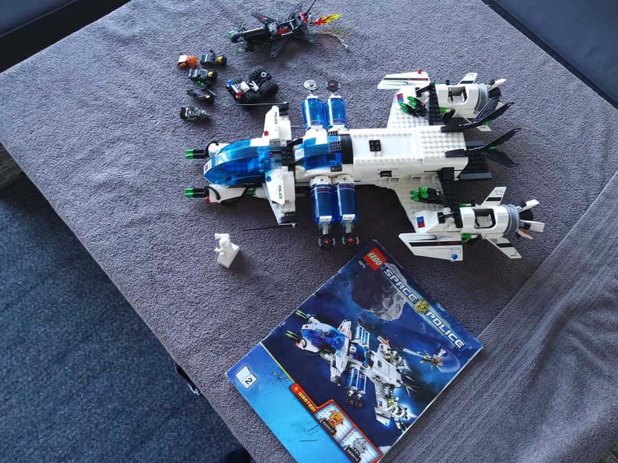 Lego Space Police 5974