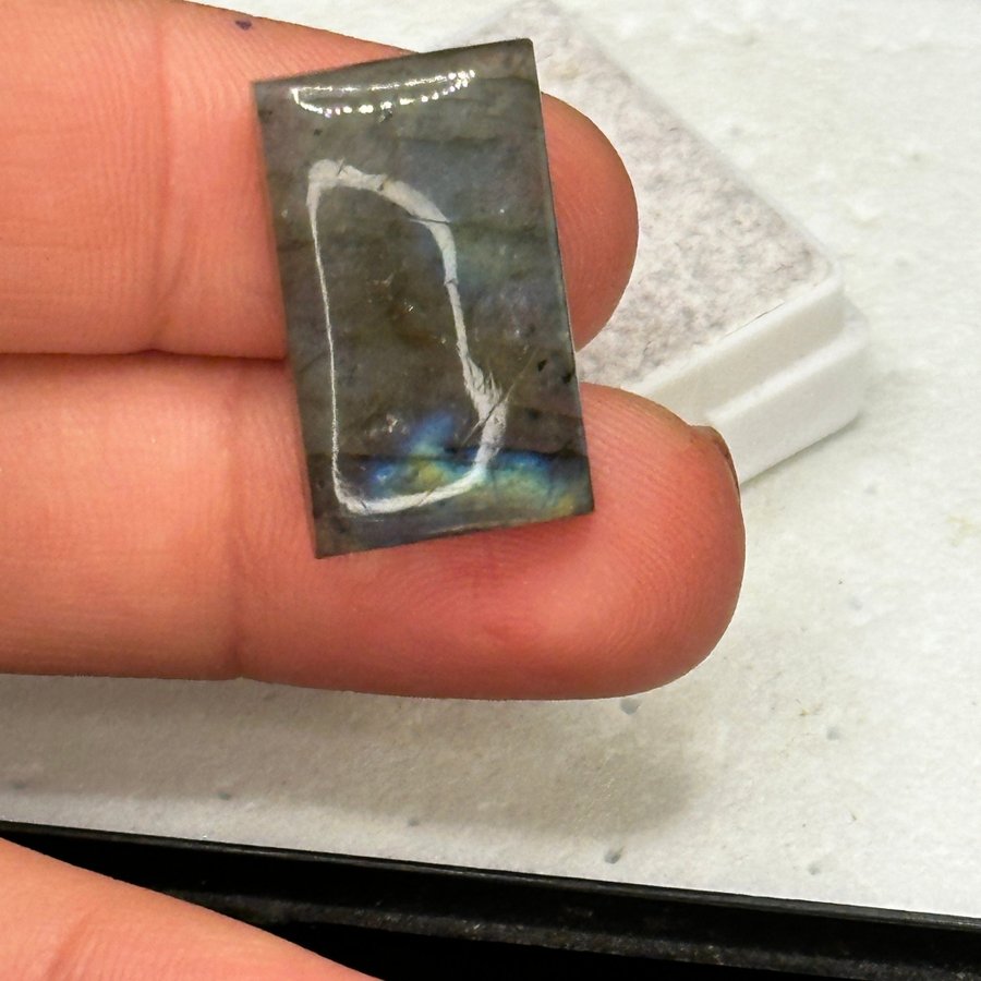 Natural Labradorite 2775 ct