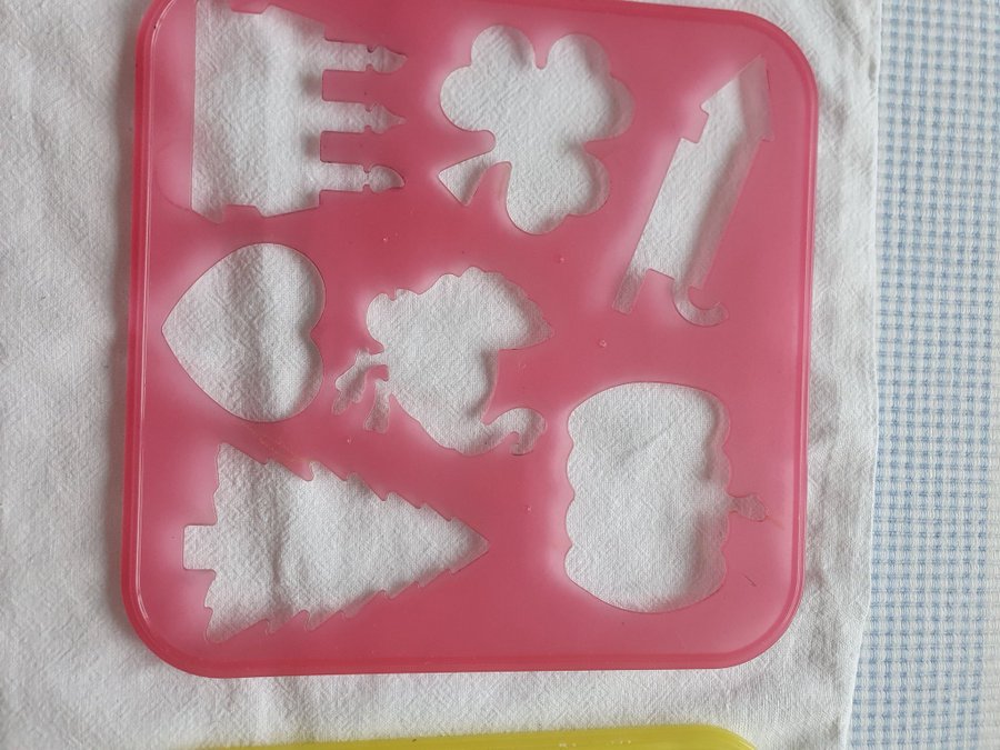 TUPPERWARE - 7 RITMALLAR - TUPPER TOYS