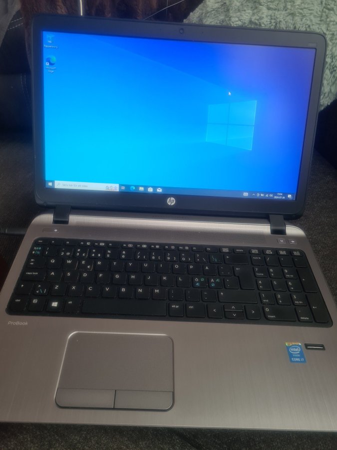 HP Probook 450 g2-Intel i7 CPU-8 GB ram-256 GB SSD disk