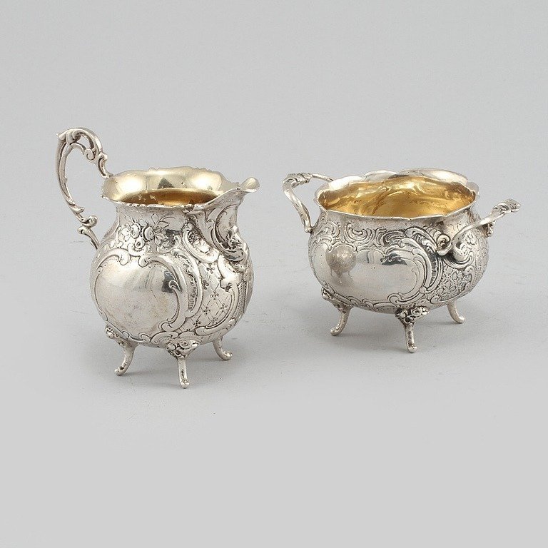 Sockerskål och gräddkanna Silver med invändig förgyllning Rococo Style, GEWE