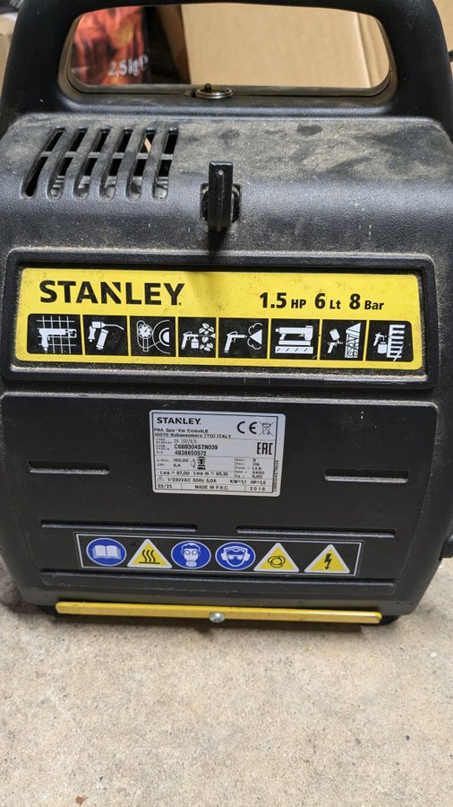 Stanley Kompressor 1.5 HP 6L 8 Bar