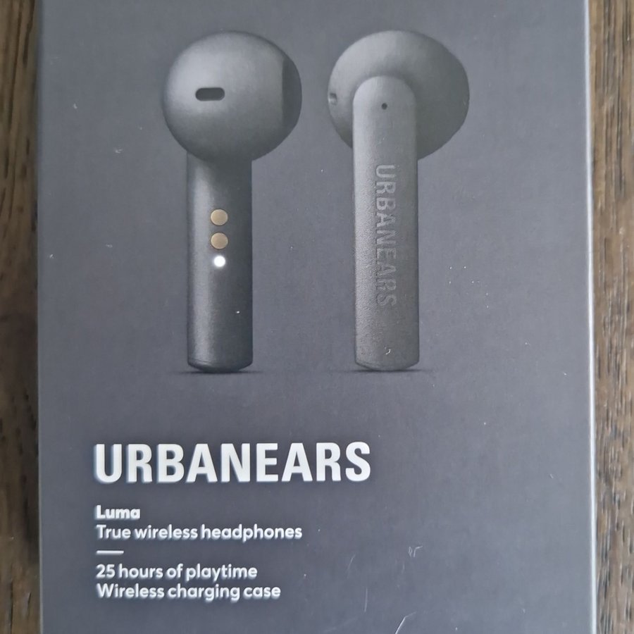 Urbanears Luma trådlösa-hörlurar med laddningsfodral