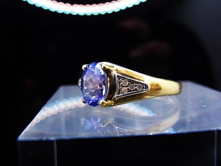 DESIGNER TANZANITE - DIAMANTRING