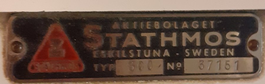 Personvåg, 'Stathmos', Typ 300,vintage Eskilstuna, Sweden. Vitlackerad metal 50s