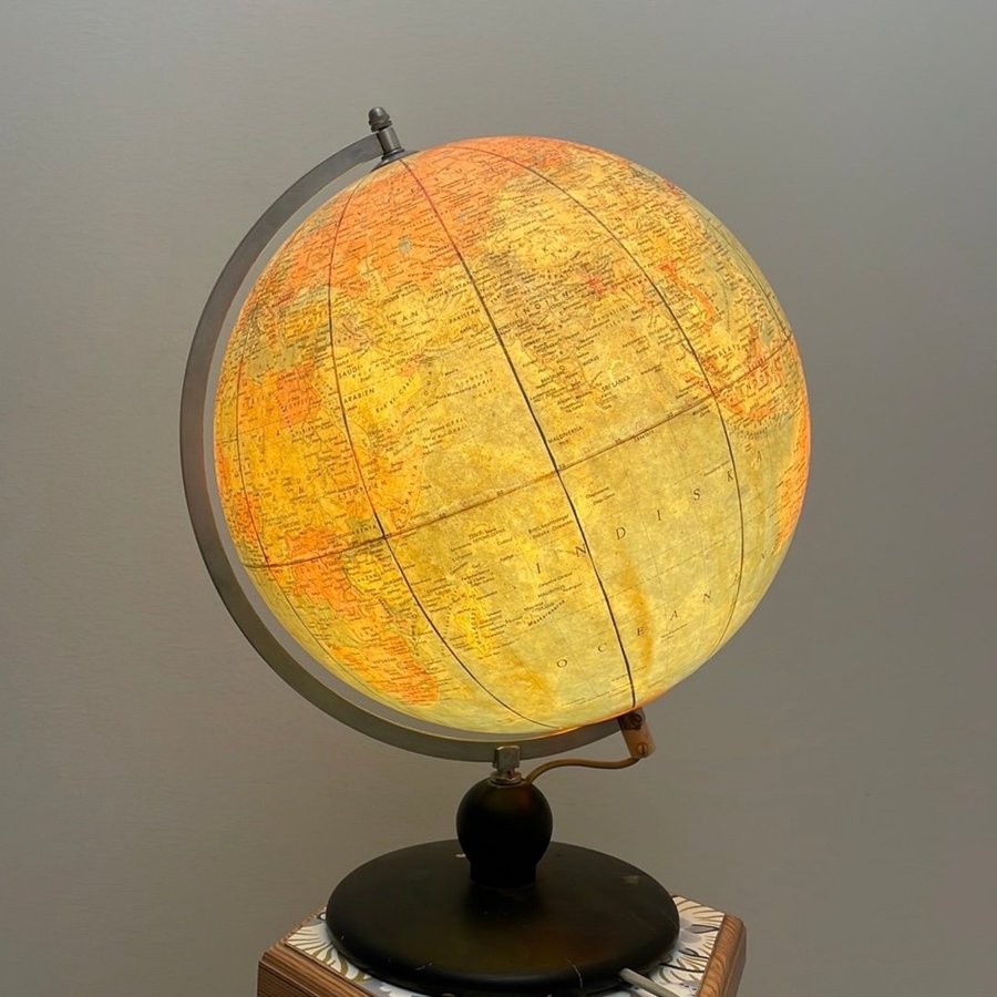 Vintage Globe Jordglob Bordslampa Teak 1900-tal. Globus