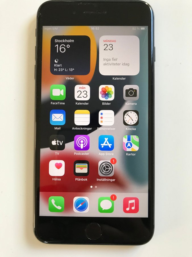 iPhone 8 Plus 64gb olåst