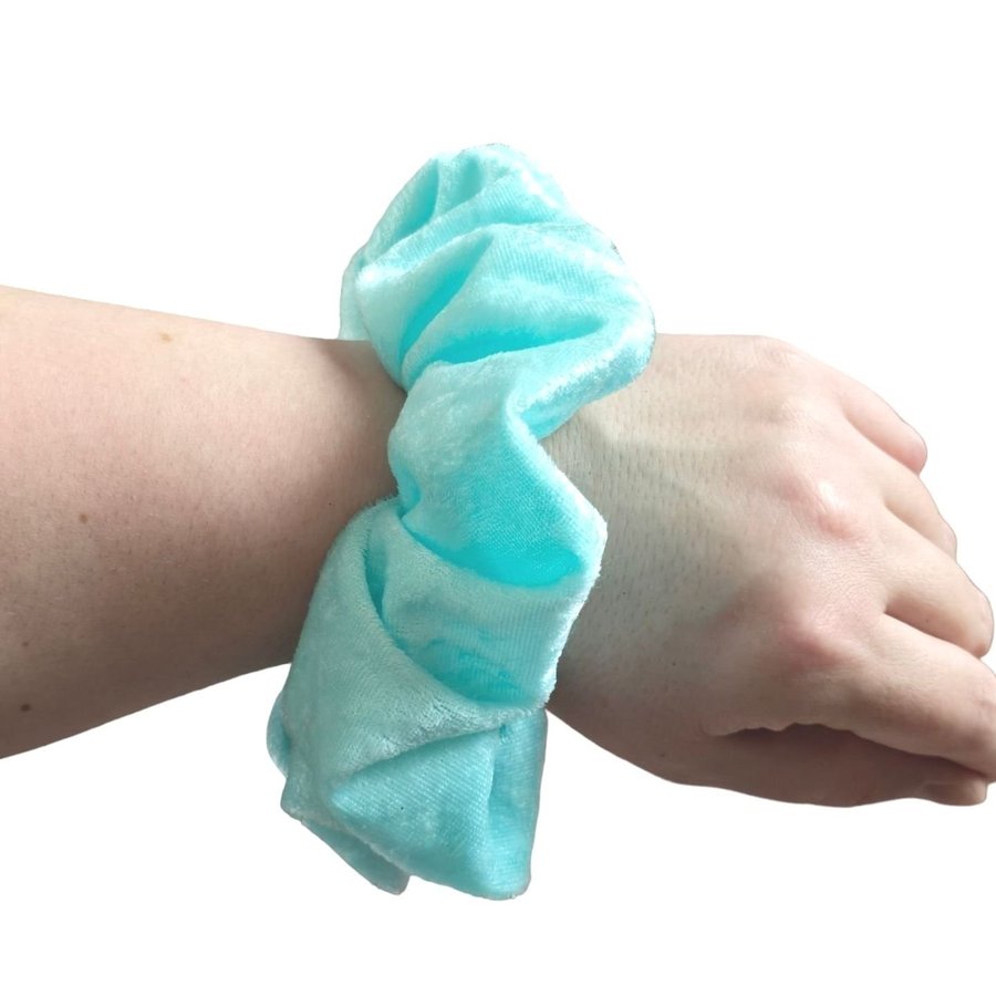 Pastell mintgrön överdimensionerad XXL sammet scrunchie Enchanted Scrunch NY