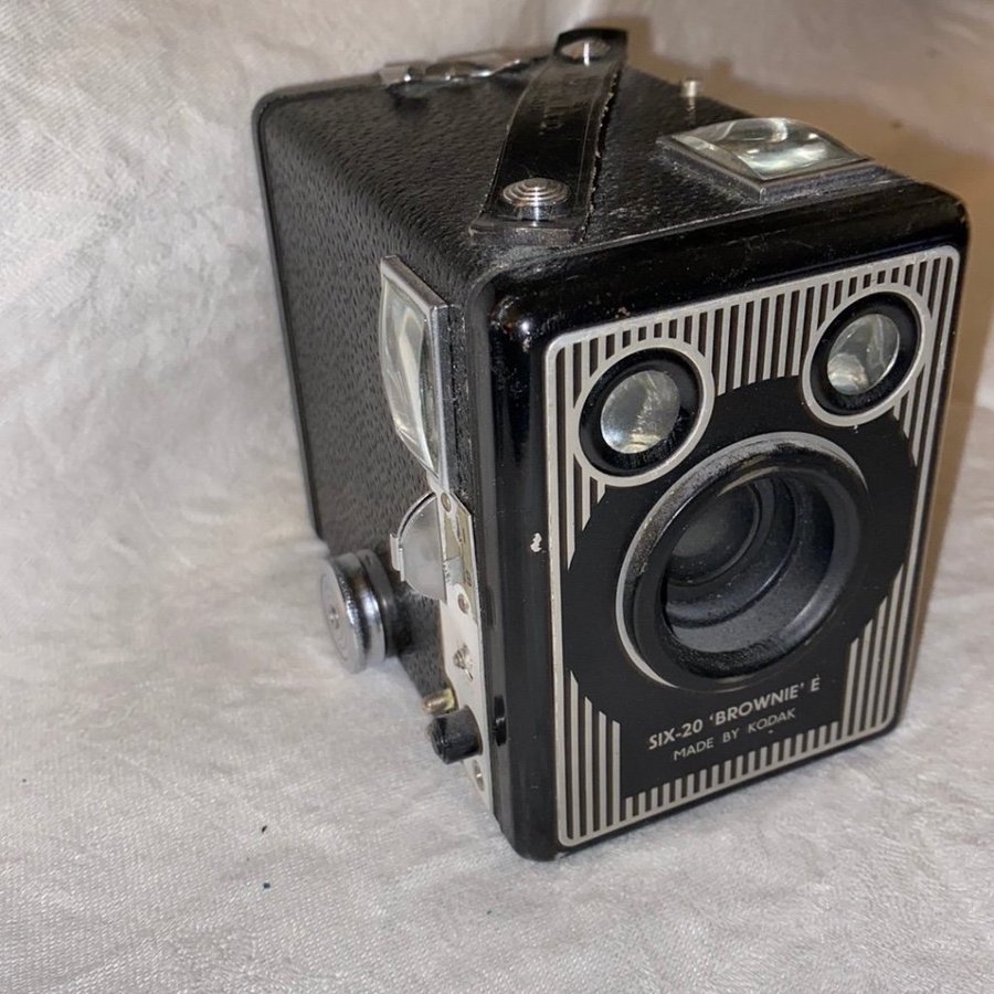 Kodak Six-20 Brownie "E" kamera