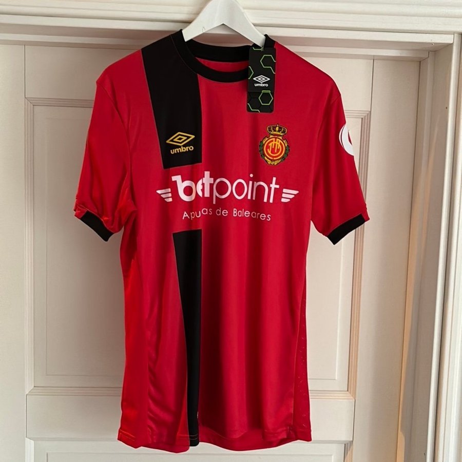 RCD Mallorca Umbro röd fotbollströja, storlek M