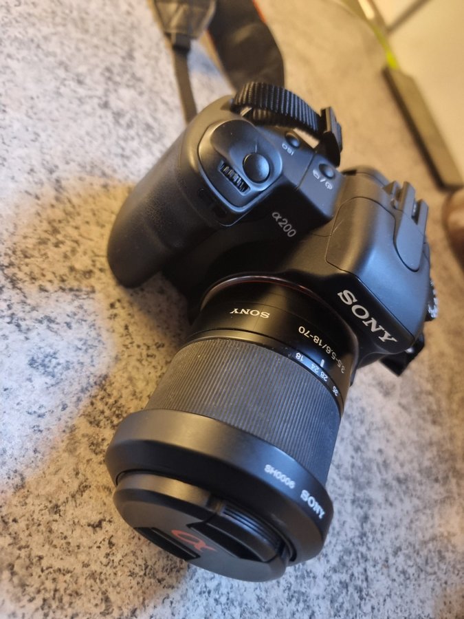 Sony DSLR-A200