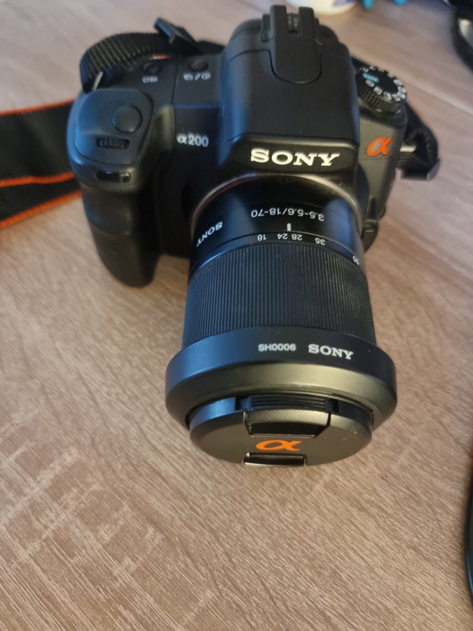 Sony DSLR-A200